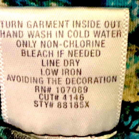 DressBarn Multicolored Fancy Blouse size 18/20 - Picture 5 of 6